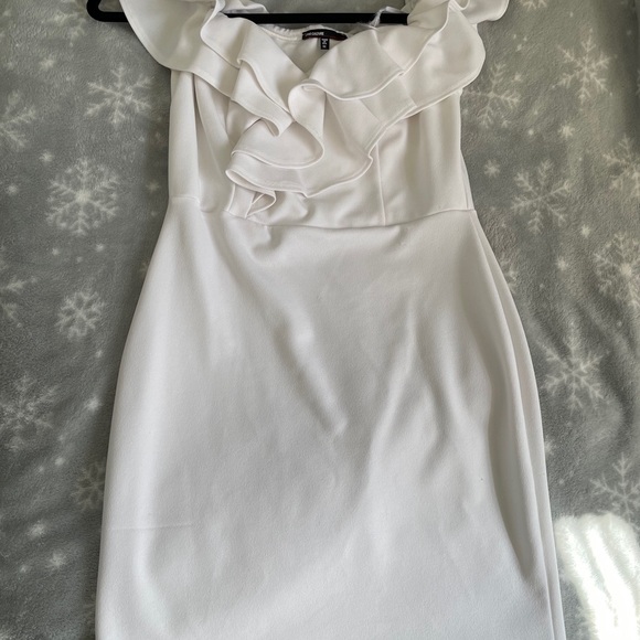 white off shoulder ruffle dress - Picture 2 of 3